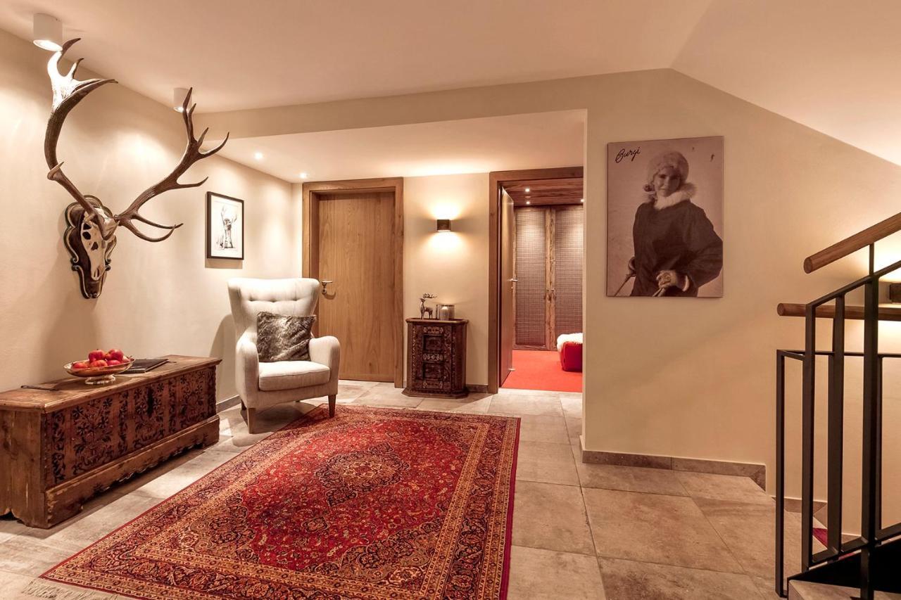 Haus Burgi - Angelika Walch Appartement Stuben am Arlberg Buitenkant foto